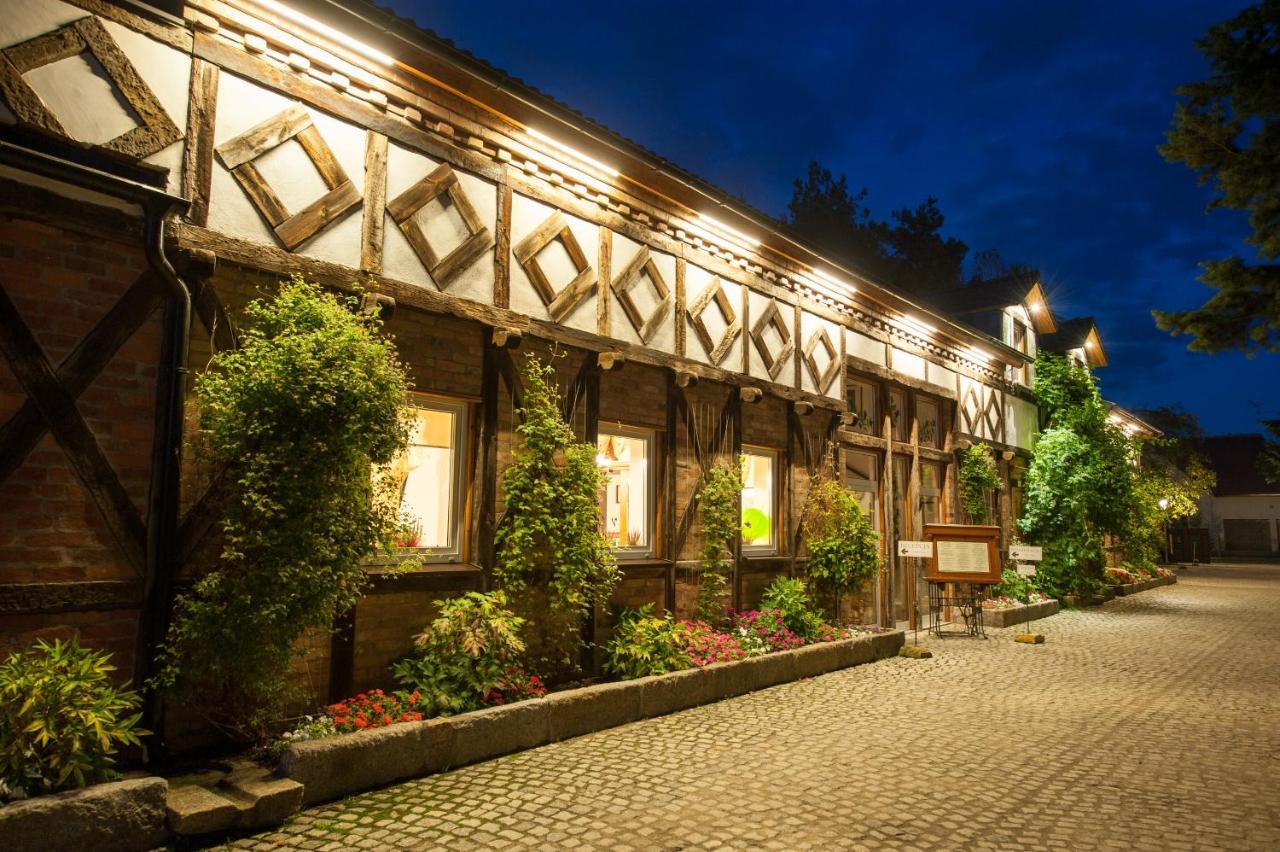 Hotel Siedem Drzew Biskupice  Exteriér fotografie