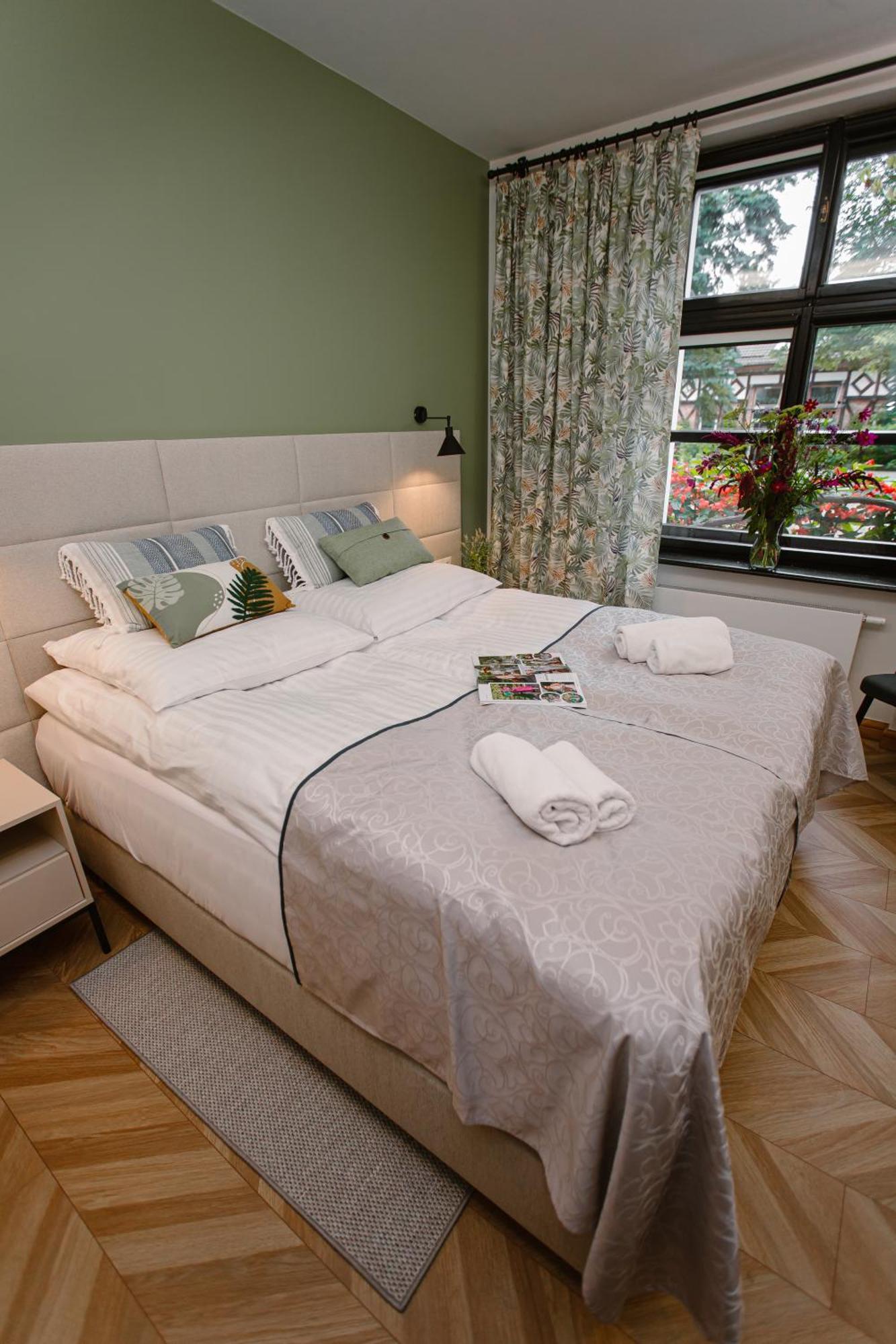 Hotel Siedem Drzew Biskupice  Exteriér fotografie